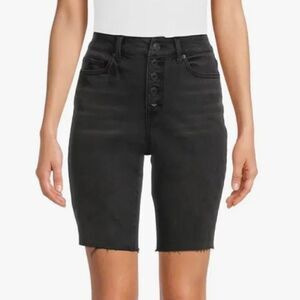 Time and tru black distressed Bermuda button fly shorts 8